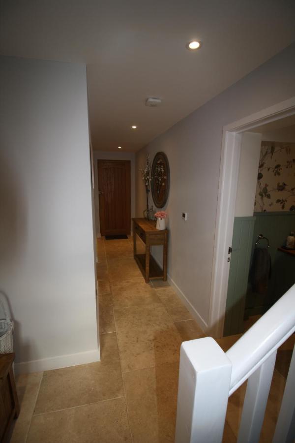 Ryefield Cottage - Luxurious Self-Catered Holiday Cottage With A Log Burner Chichester Extérieur photo