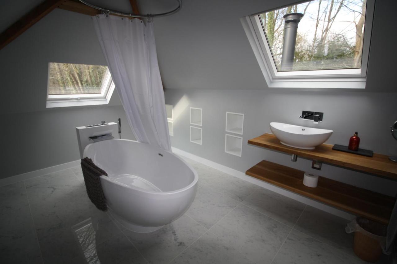 Ryefield Cottage - Luxurious Self-Catered Holiday Cottage With A Log Burner Chichester Extérieur photo