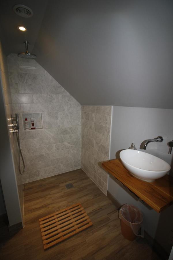 Ryefield Cottage - Luxurious Self-Catered Holiday Cottage With A Log Burner Chichester Extérieur photo