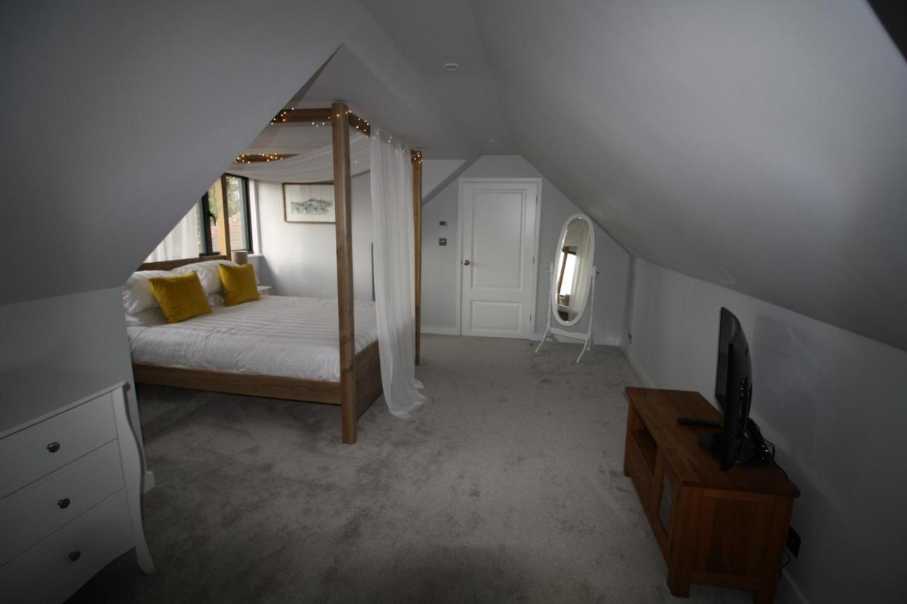 Ryefield Cottage - Luxurious Self-Catered Holiday Cottage With A Log Burner Chichester Extérieur photo
