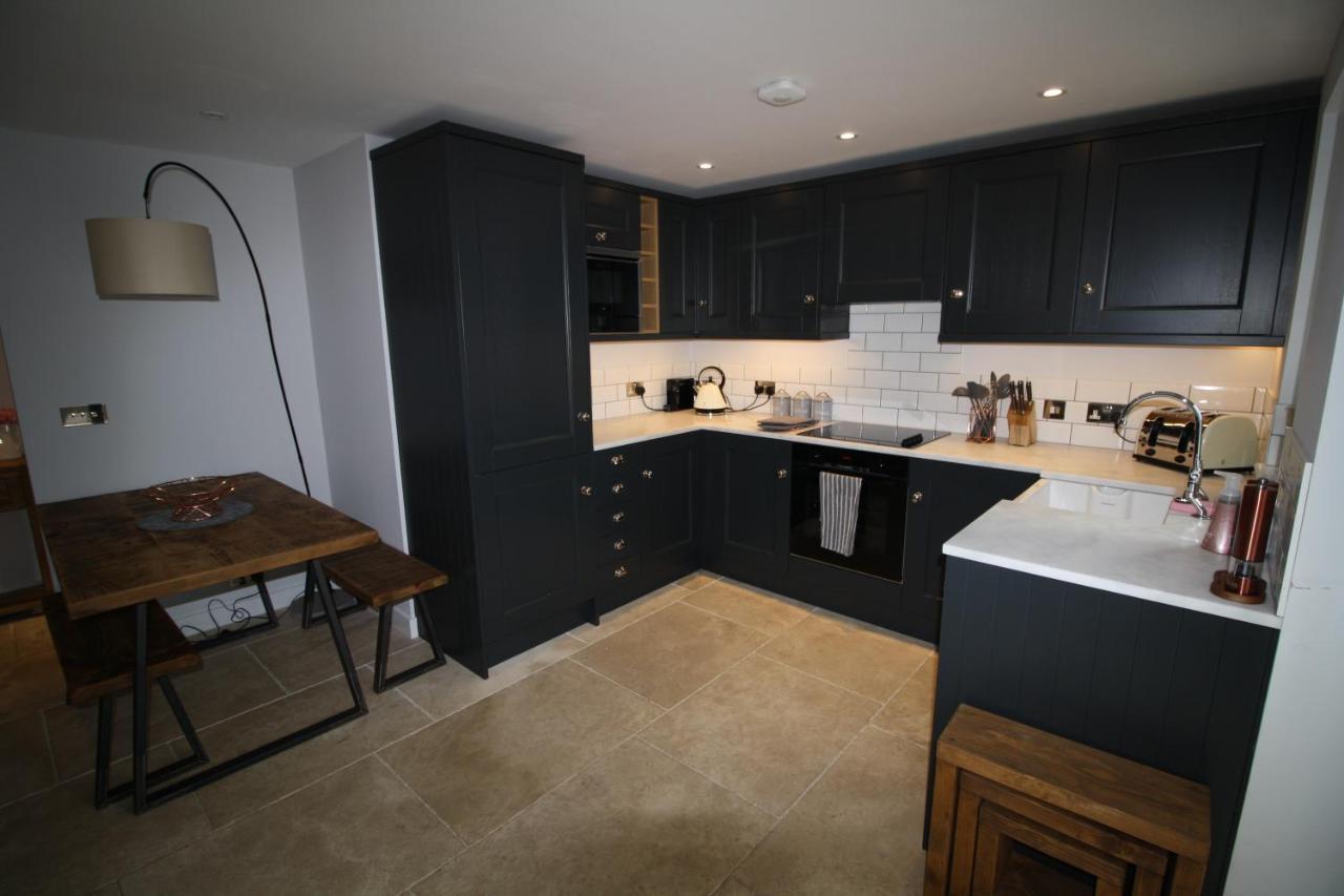 Ryefield Cottage - Luxurious Self-Catered Holiday Cottage With A Log Burner Chichester Extérieur photo